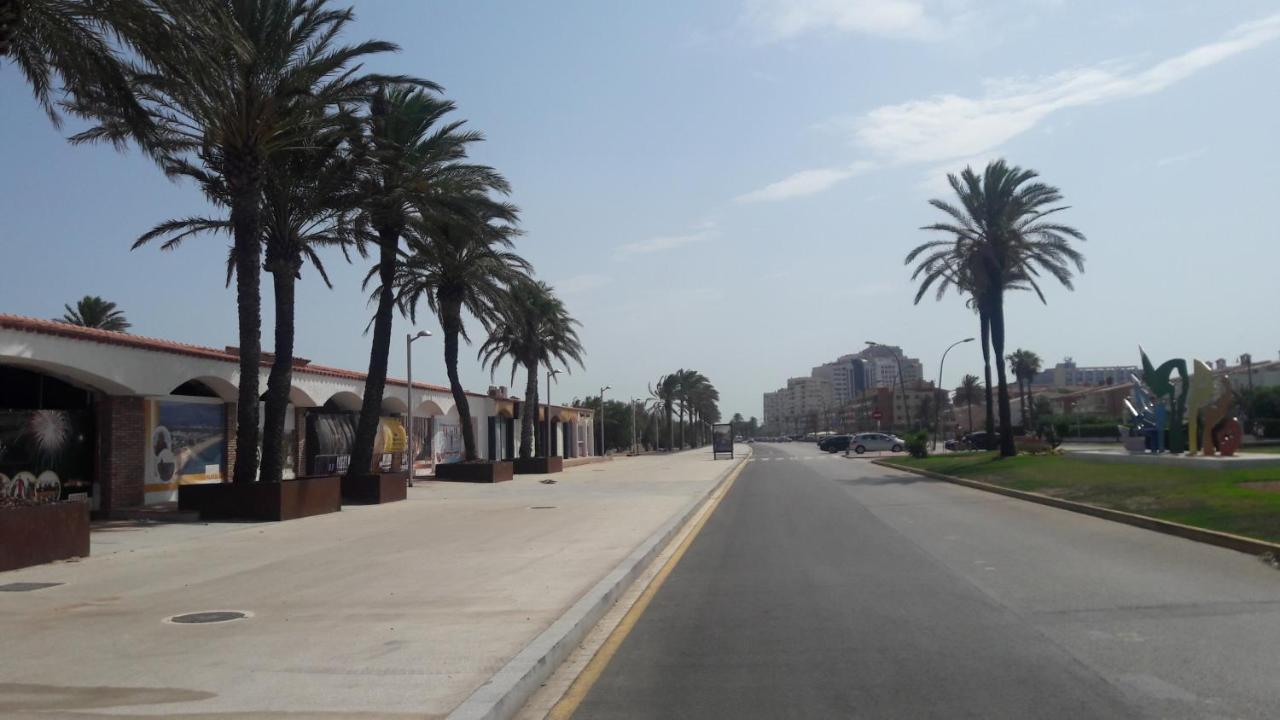Estudio Karina Beach-4 Empuriabrava Luaran gambar